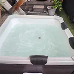 Apartman La D'aphrodite Avec Jacuzzi Vue *