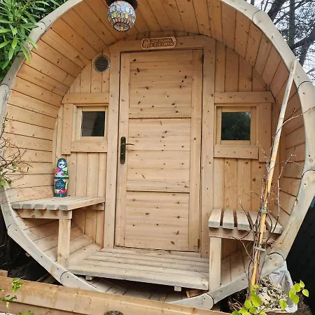 Apartamento Cosy Aphrodite Avec Acces A La Piscine Et Au Jacuzzi